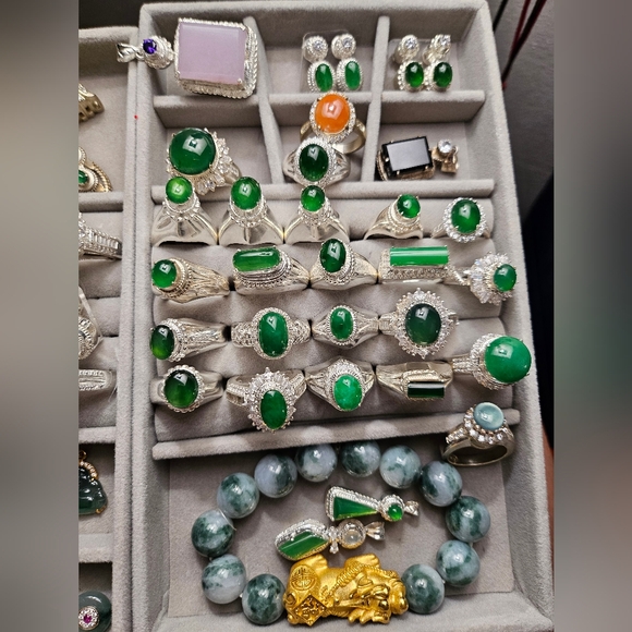 Burmese jadeite A jade!! - Picture 4 of 4